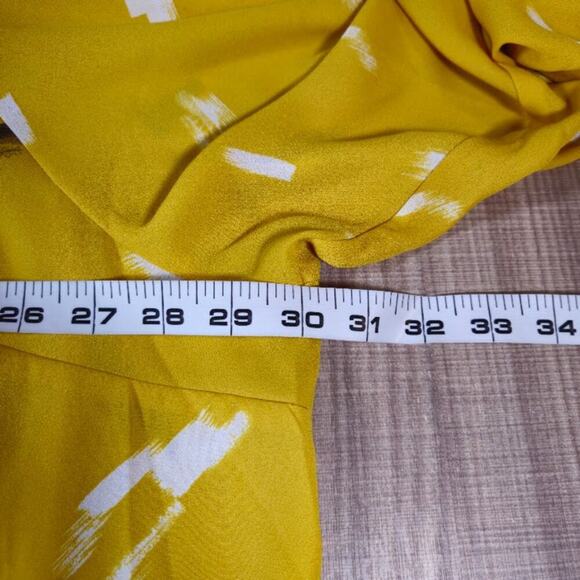 Apt 9 Button Up Top Womens Size 4X Yellow Pockets Career Preppy Artsy Classic - Picture 6 of 9